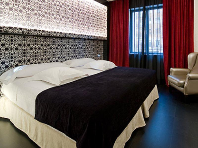 Vincci Via - 66 Hotel Madrid Luaran gambar
