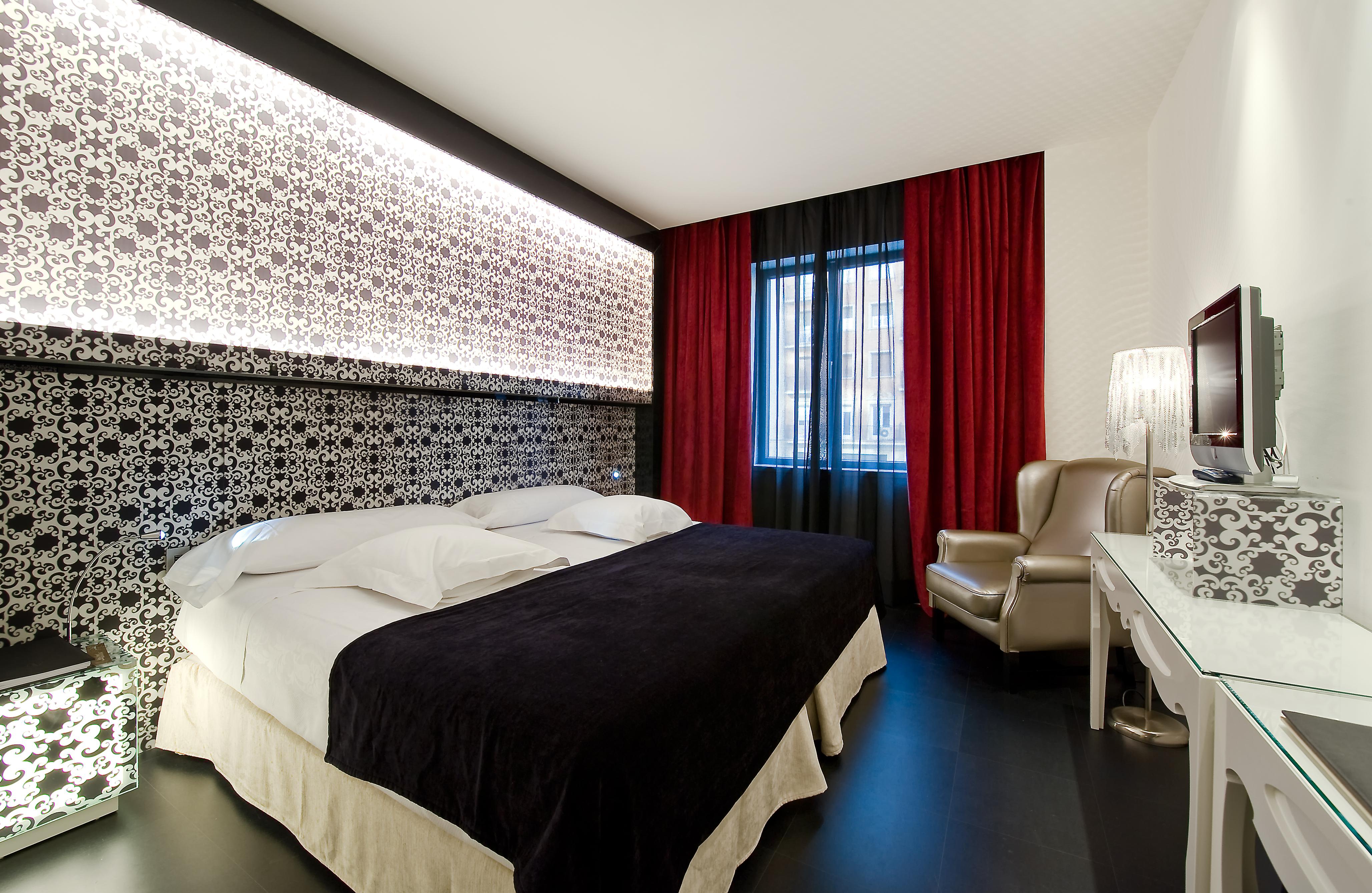 Vincci Via - 66 Hotel Madrid Luaran gambar