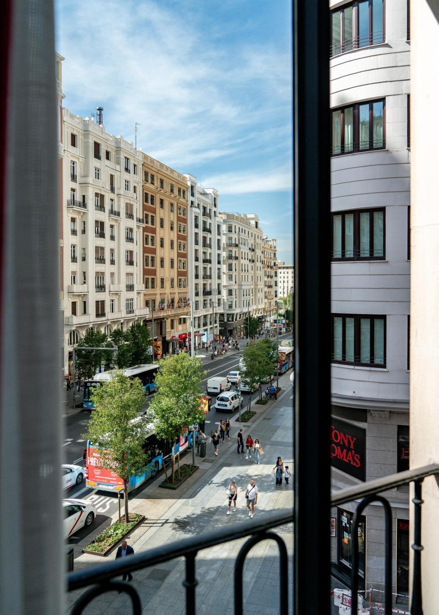 Vincci Via - 66 Hotel Madrid Luaran gambar