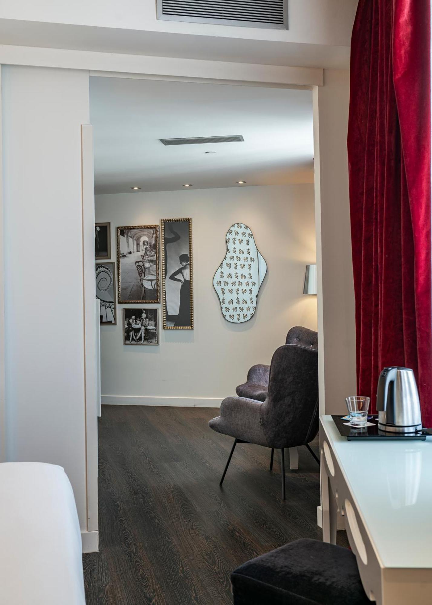 Vincci Via - 66 Hotel Madrid Luaran gambar