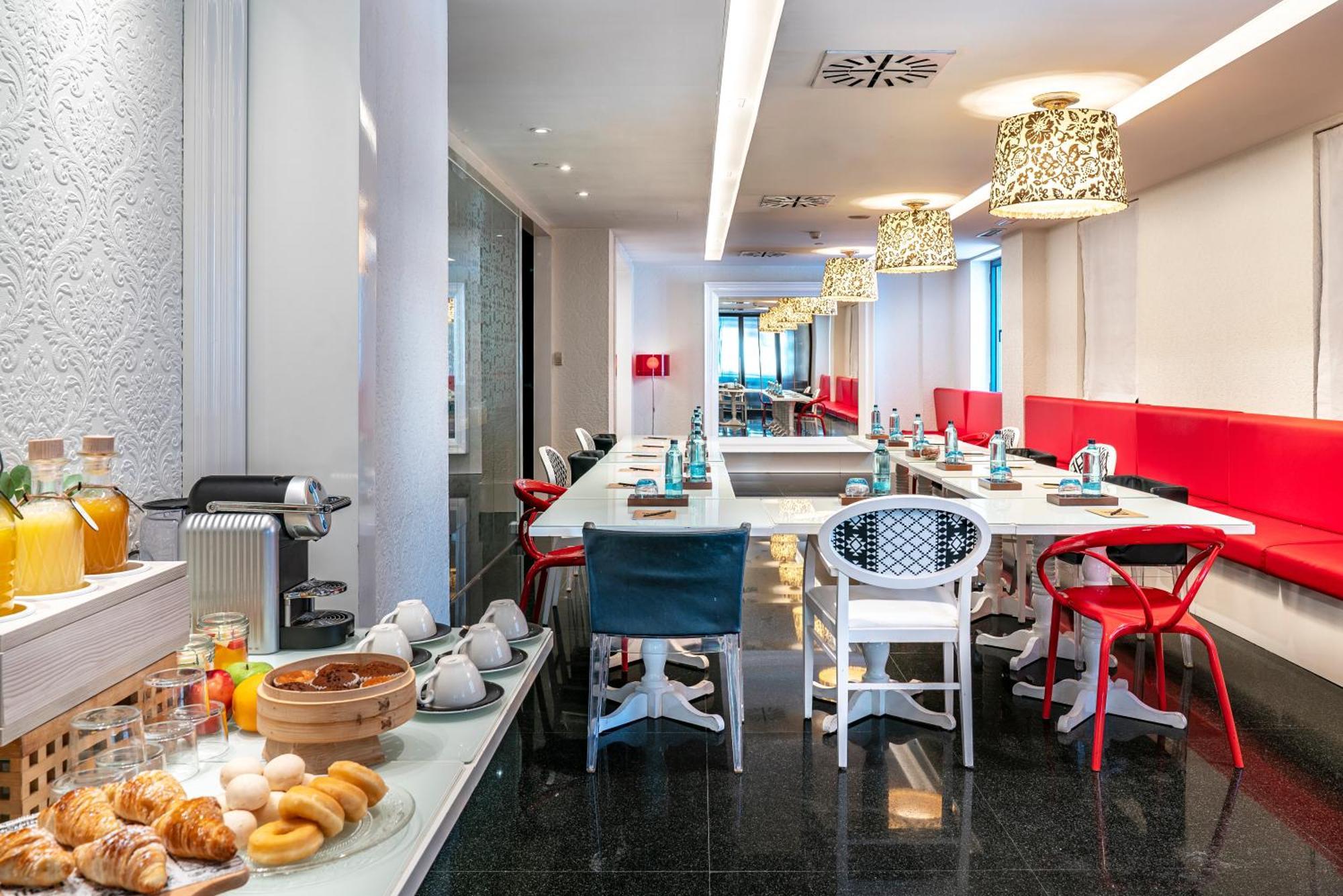Vincci Via - 66 Hotel Madrid Luaran gambar