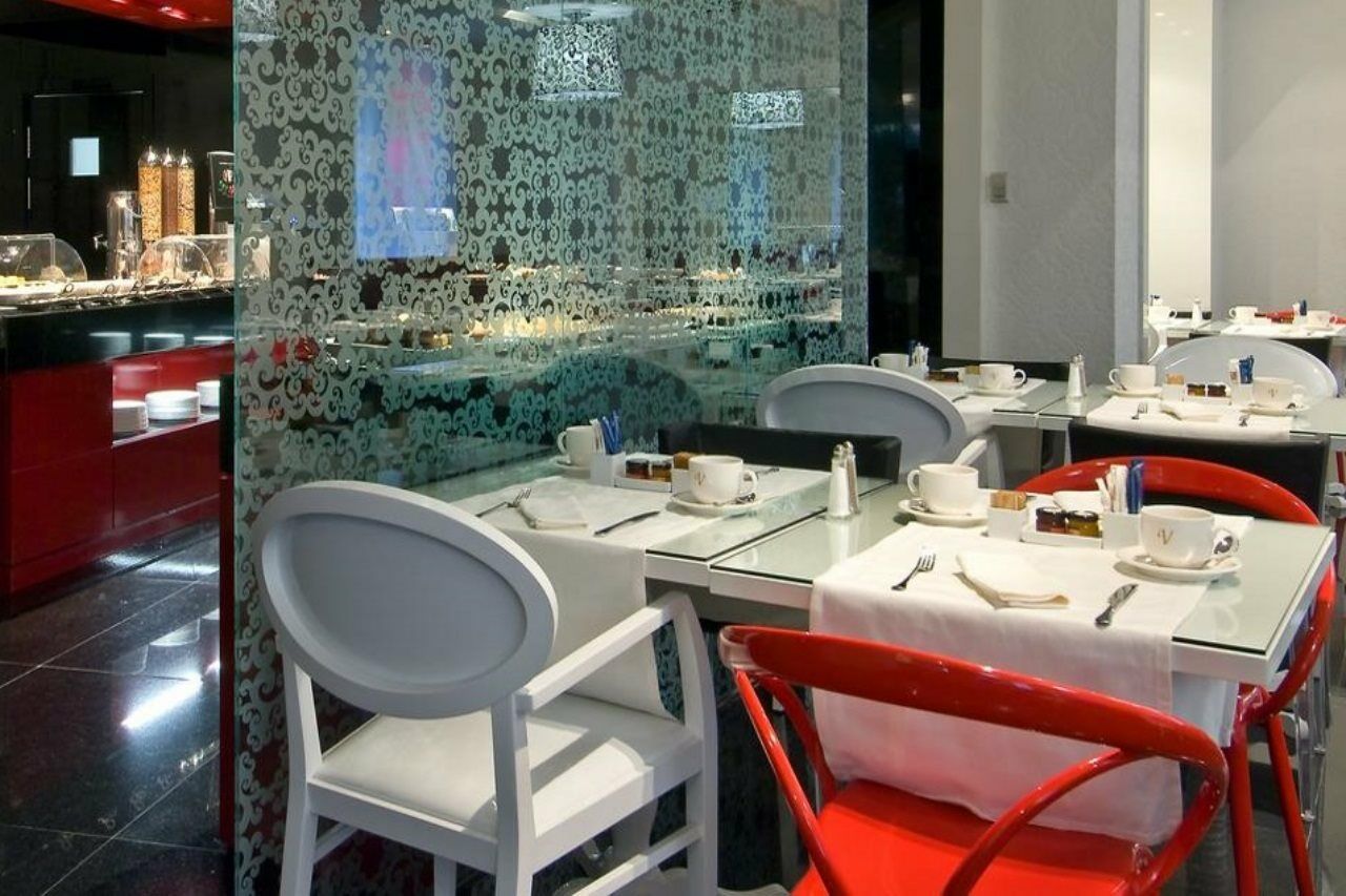 Vincci Via - 66 Hotel Madrid Luaran gambar